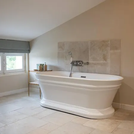 Luxury De Chateau Mirabel - Petite Mirabel - Saltwater Swimming Pool, Ac Puylaurens