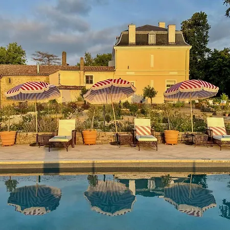Luxury De Chateau Mirabel - Petite Mirabel - Saltwater Swimming Pool, Ac Holiday home