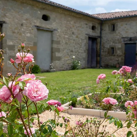 Luxury De Chateau Mirabel - Petite Mirabel - Saltwater Swimming Pool, Ac Holiday home